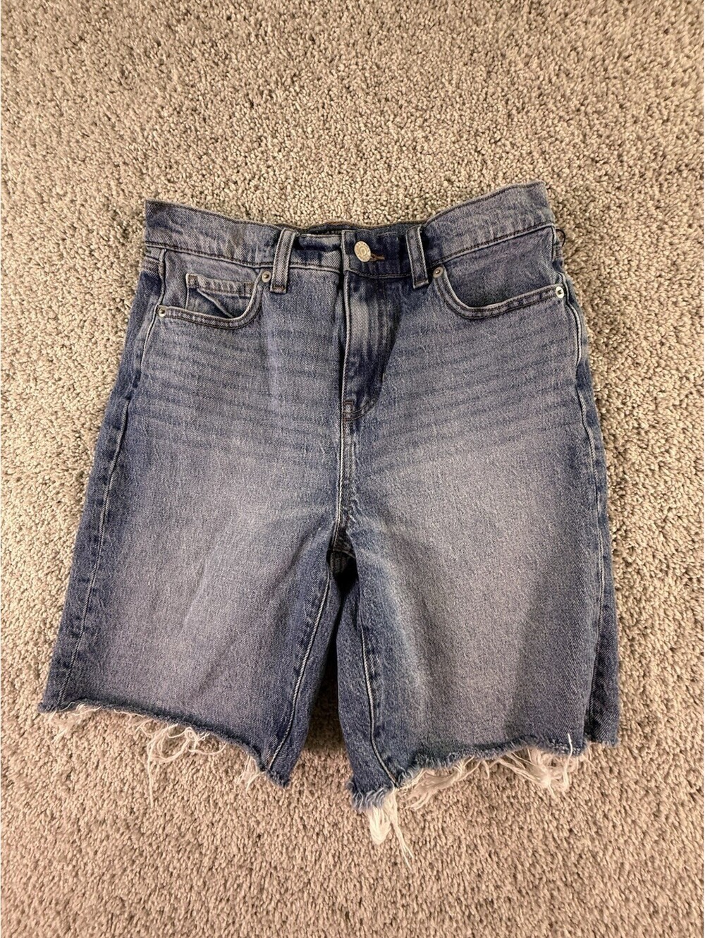 Banana Republic Sz 27 / 4 Girlfriend Denim Raw Hem Shorts NEW